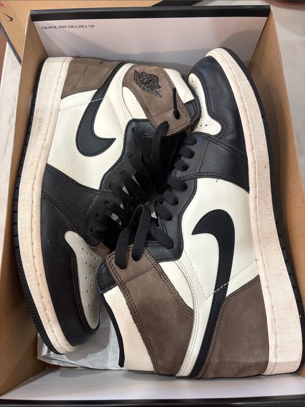 Nike Air Jordan 1 Retro High OG Dark Mocha
